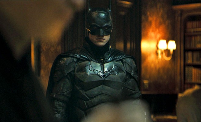 Robert Pattinson y Zoë Kravitz protagonizan un nuevo trailer de “Batman” (The Batman)